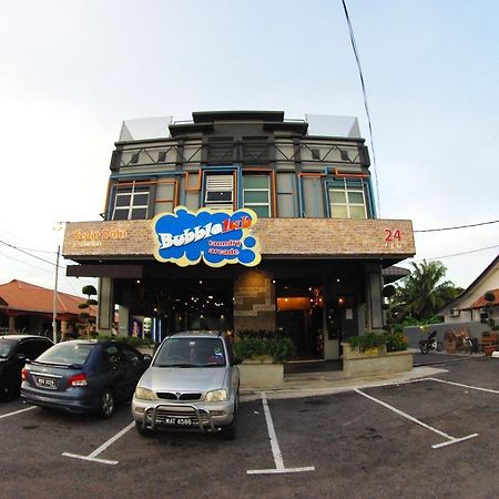 Tube Hotel Klebang Melaka Εξωτερικό φωτογραφία