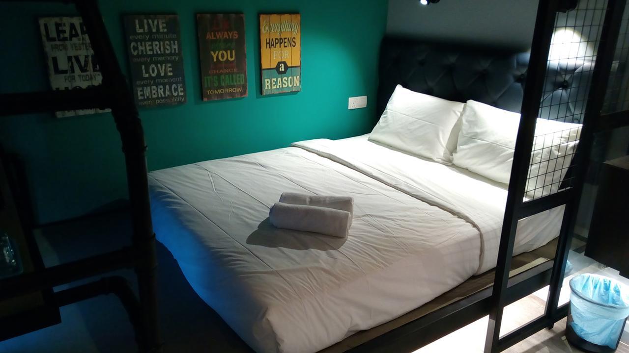 Tube Hotel Klebang Melaka Εξωτερικό φωτογραφία
