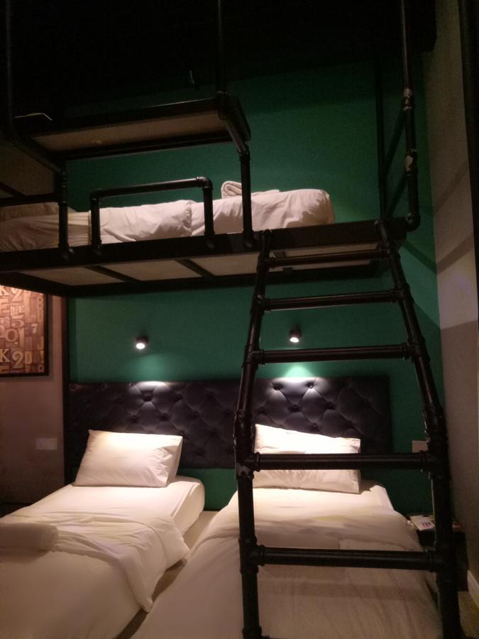 Tube Hotel Klebang Melaka Εξωτερικό φωτογραφία