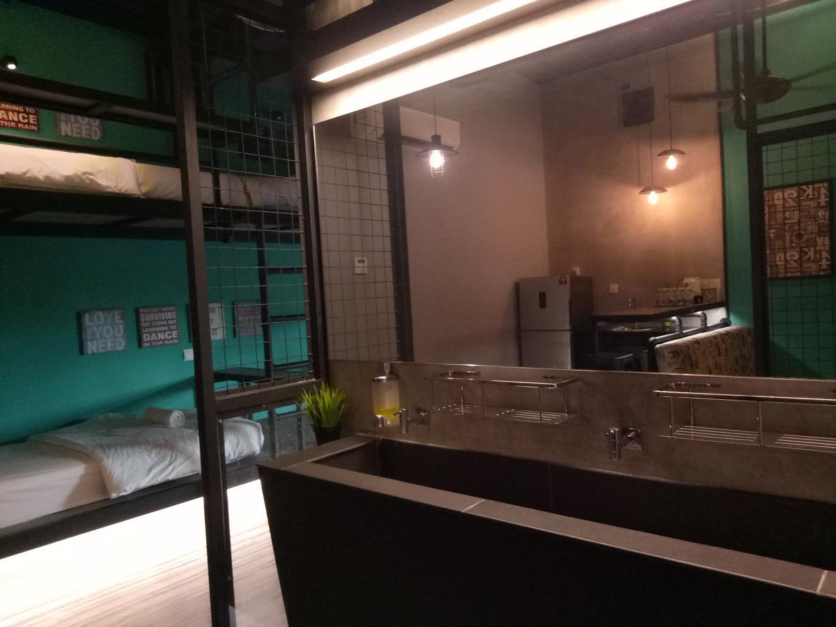 Tube Hotel Klebang Melaka Εξωτερικό φωτογραφία