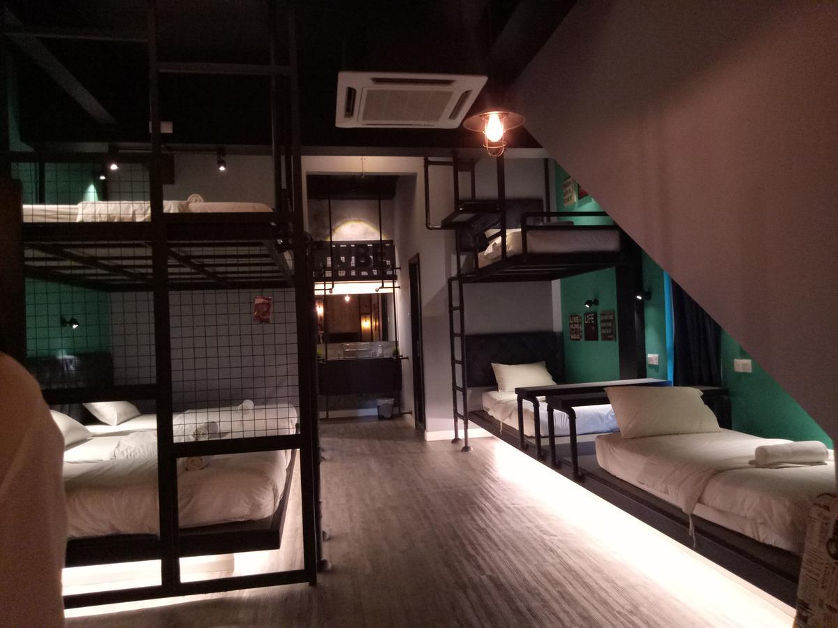 Tube Hotel Klebang Melaka Εξωτερικό φωτογραφία