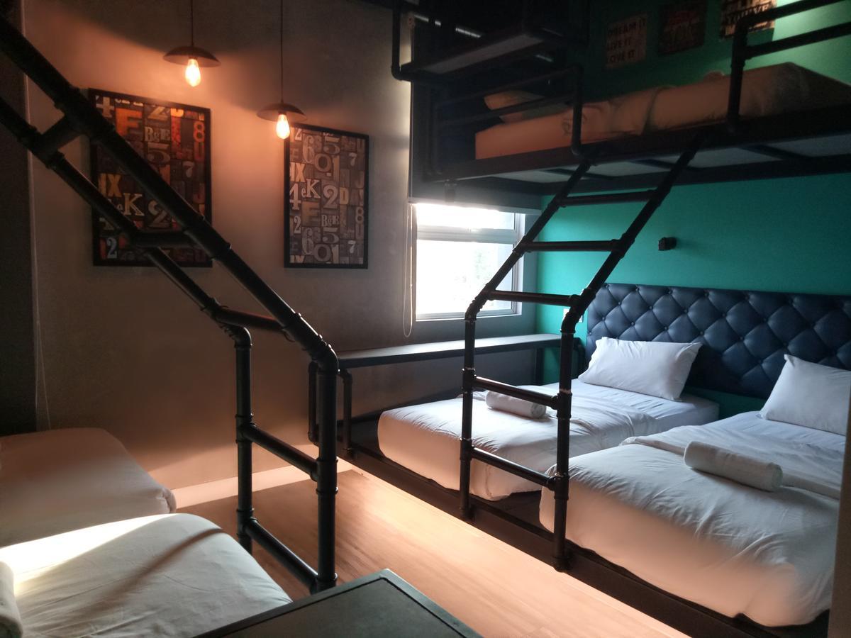Tube Hotel Klebang Melaka Εξωτερικό φωτογραφία