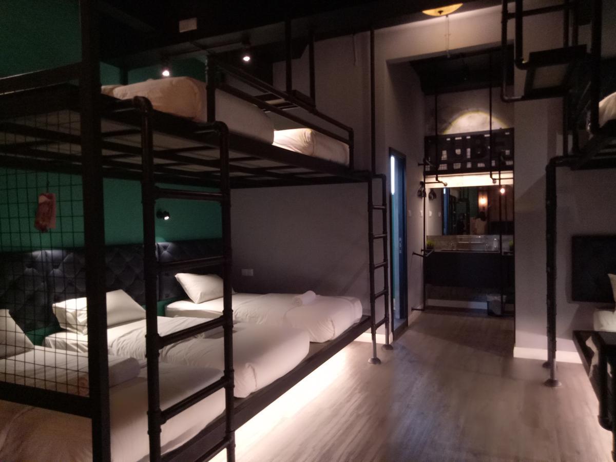 Tube Hotel Klebang Melaka Εξωτερικό φωτογραφία