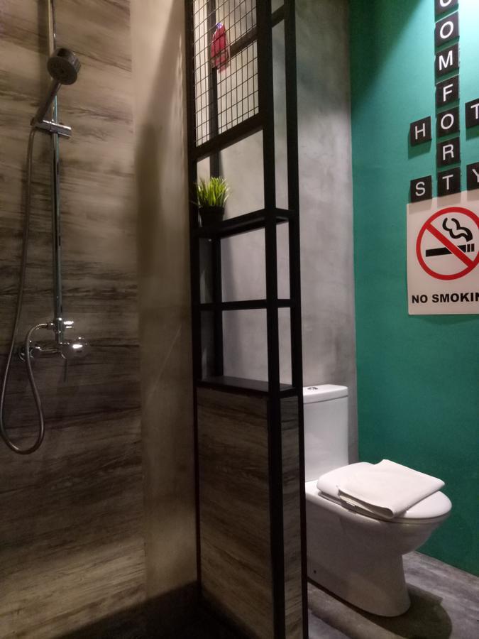 Tube Hotel Klebang Melaka Εξωτερικό φωτογραφία