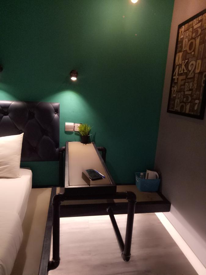 Tube Hotel Klebang Melaka Εξωτερικό φωτογραφία